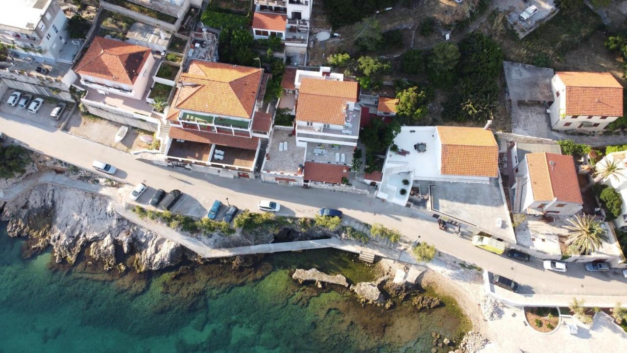 Apartments Peronja Jelsa Seafront Buitenkant foto